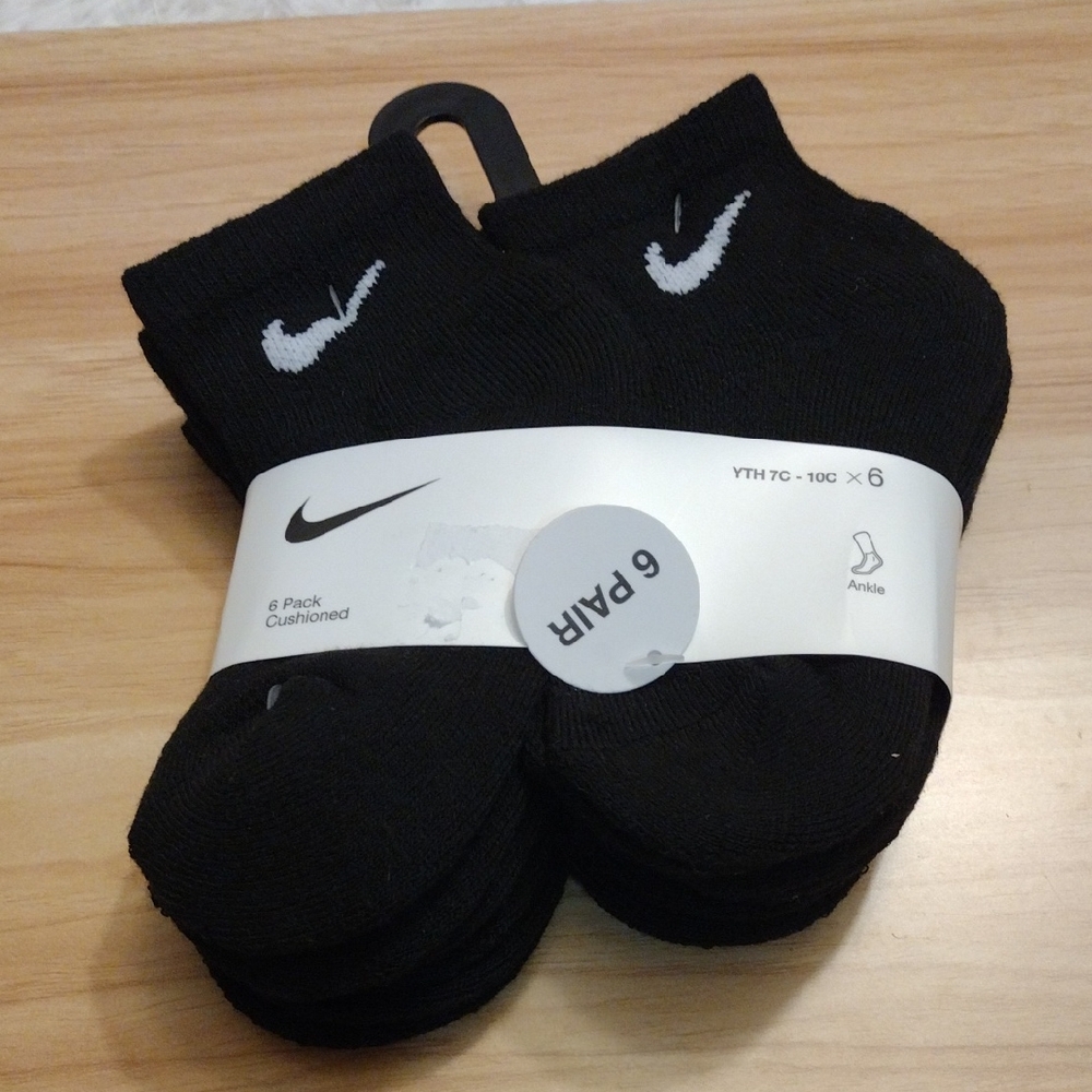 Nike Boys Black Ankle Socks - 6 Pair YTH 7C-10C 🆕